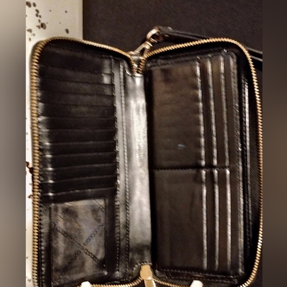 MK Metallic Black Wristlet (8"L×4"H) - Picture 3 of 5